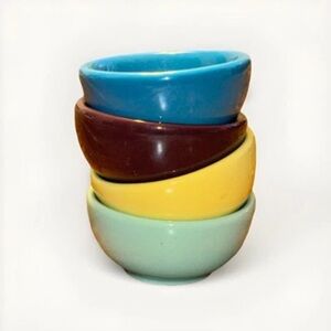 Fishs Eddy Set of 4 Dipping Bowls EUC